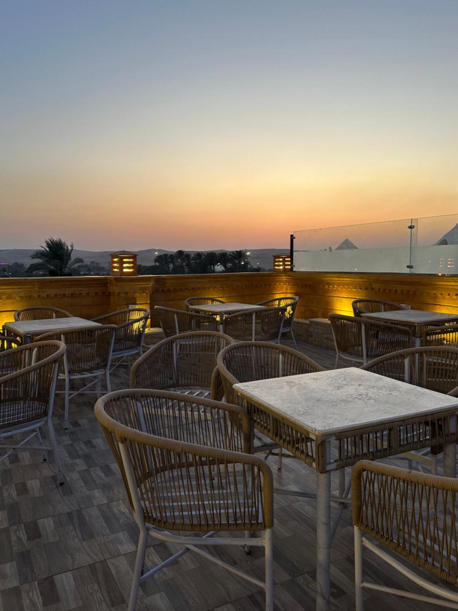 Taj Pyramids View Inn Kafret el-Gabal Exterior photo