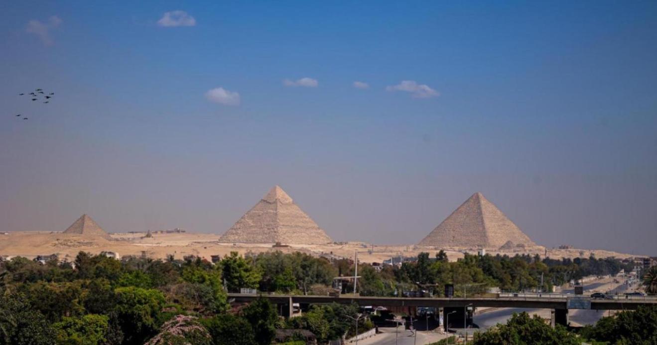 Taj Pyramids View Inn Kafret el-Gabal Exterior photo